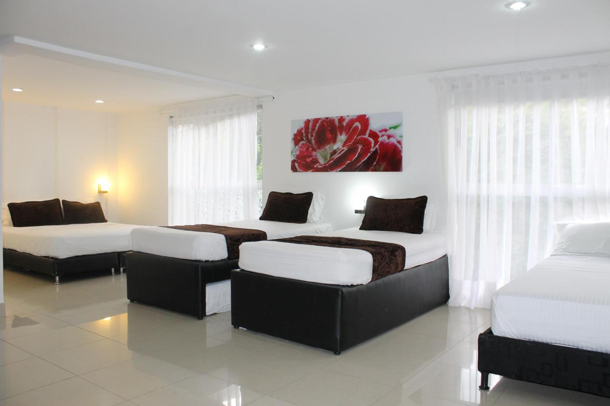 Hotel Boutique Las Rosas 5 G Medellin Exterior photo